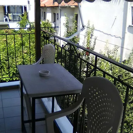 Victoria Hotel